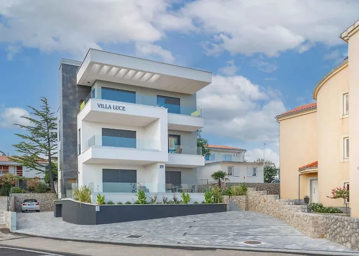 Near In Krk-insel Krk 54903 Daire *